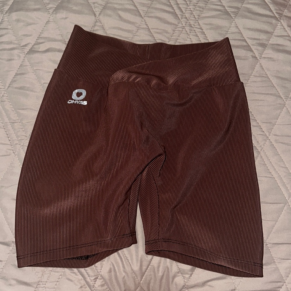 Oh yas fit brown ribbed scrunch shorts